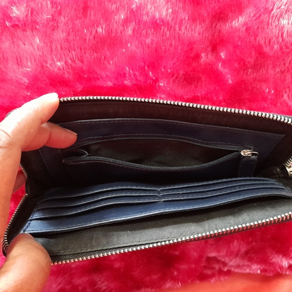 CALVIN CLINE - Picture 6 of 7